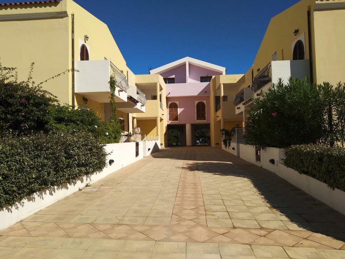 Residence Lu Brandali سانتا تيريزا غالّورا المظهر الخارجي الصورة